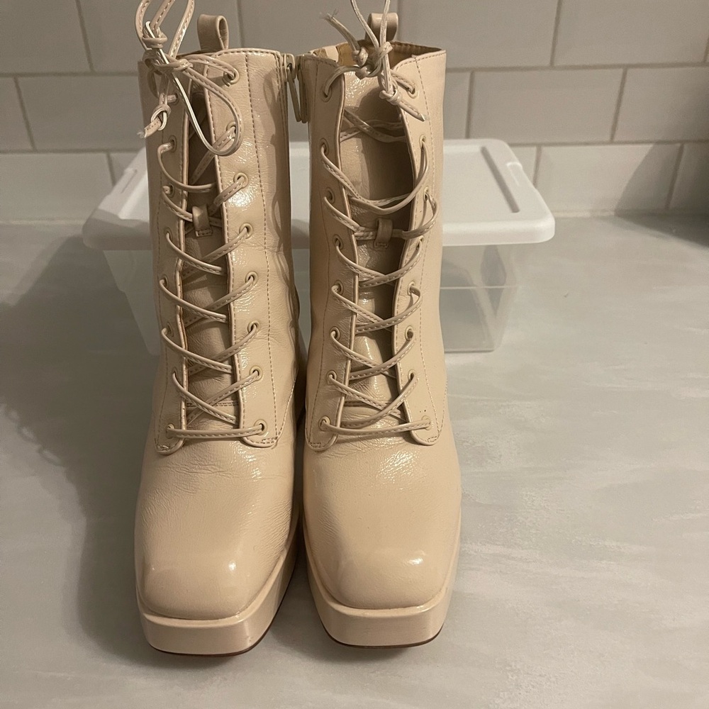 **NEW** Circus by Sam Edelman Karter Lace Up Ankle Boots Size 8